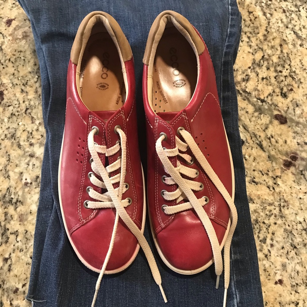 ECCO Soft Leather Sneakers